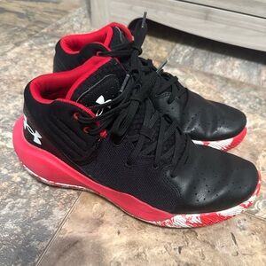 Under Armour Men’s Basketball Shoe